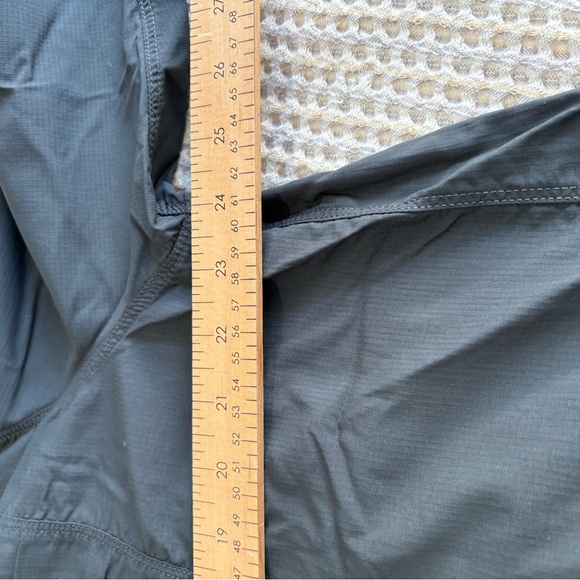 The North Face men’s nylon adjustable long sleeve button down collar grey XL - Picture 12 of 13